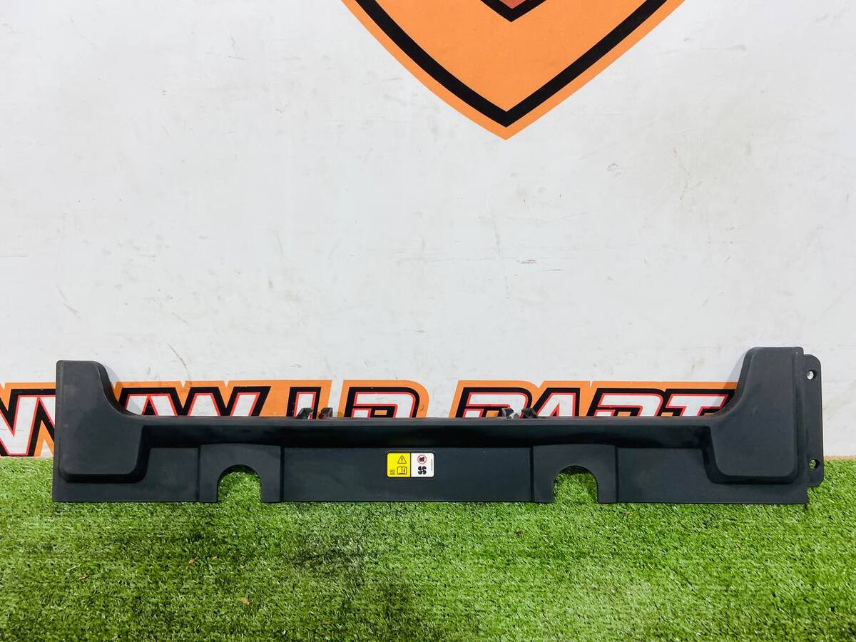 LR040879 Nakładka na panel przedni środek RANGE ROVER L405 13-używana